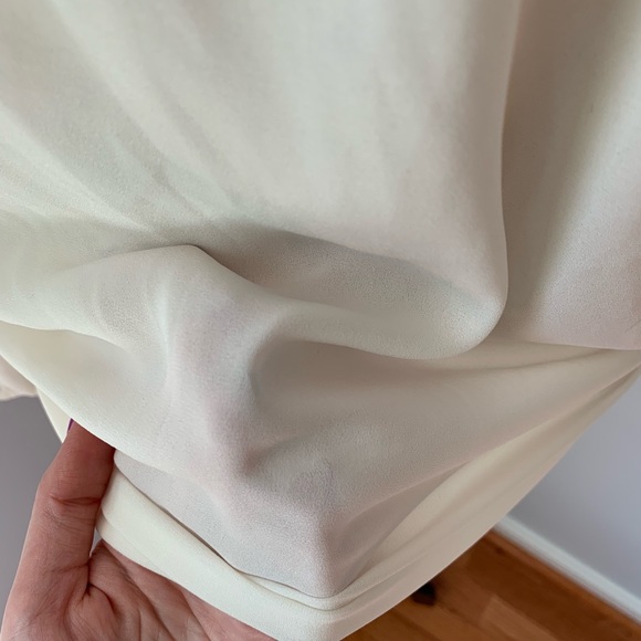 Express Top* - Picture 3 of 8